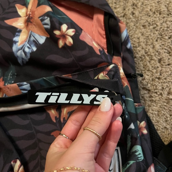 tillys backpack - Picture 5 of 5